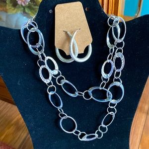 EUC Multi-Size/Style Chain Necklace + Hammered Metal Post Earrings Silver
